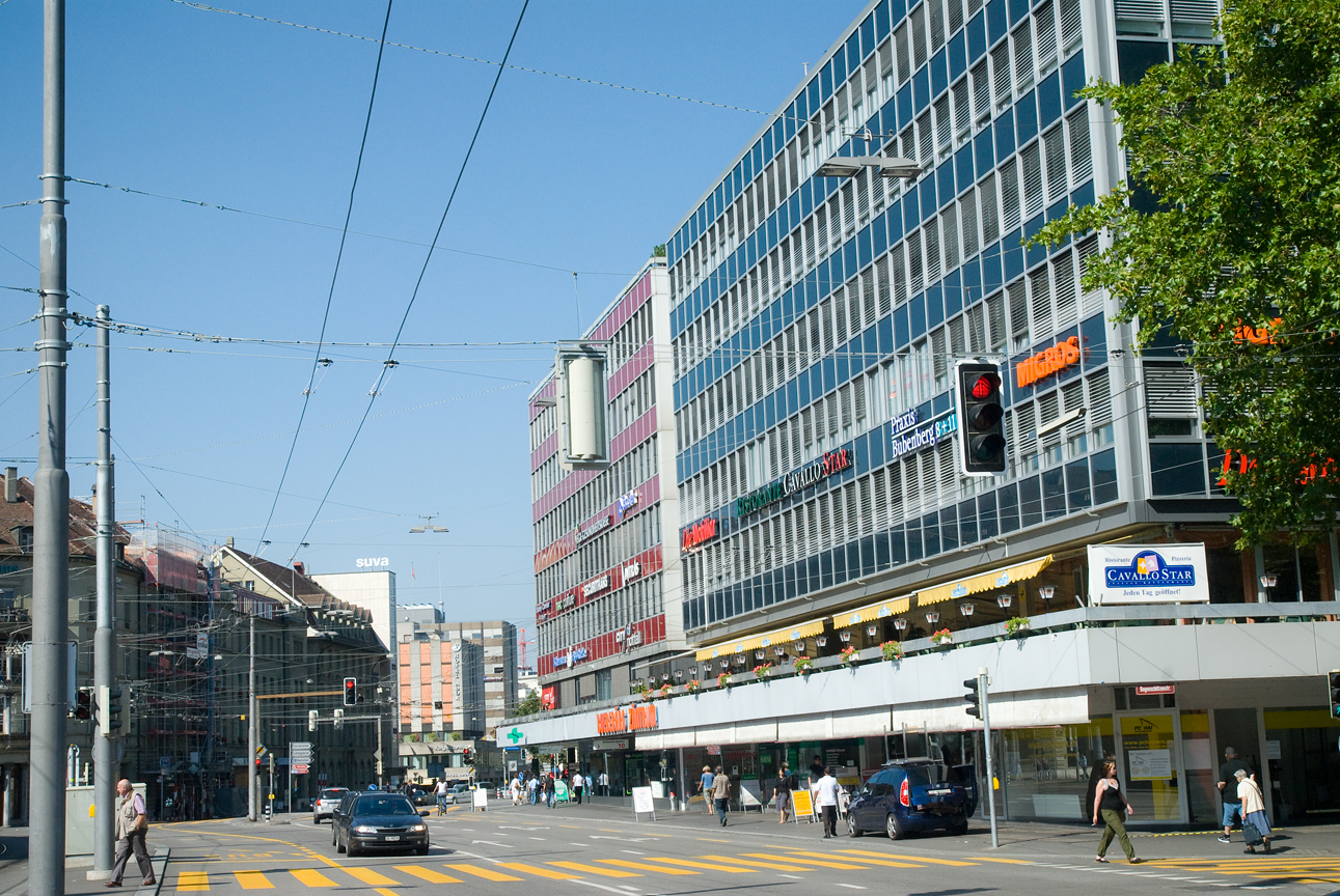 Building at Bubenbergplatz in Bern from the outside